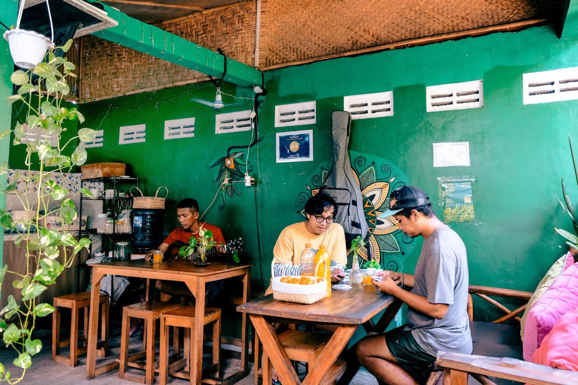 Glory Homestay Yogyakarta Exterior foto